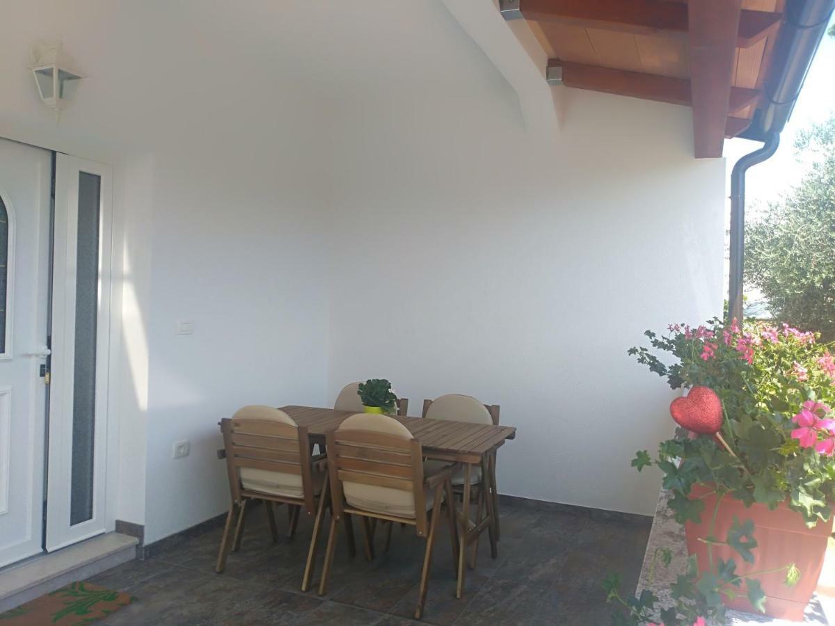 Apartment Ivana Novigrad Istria 外观 照片